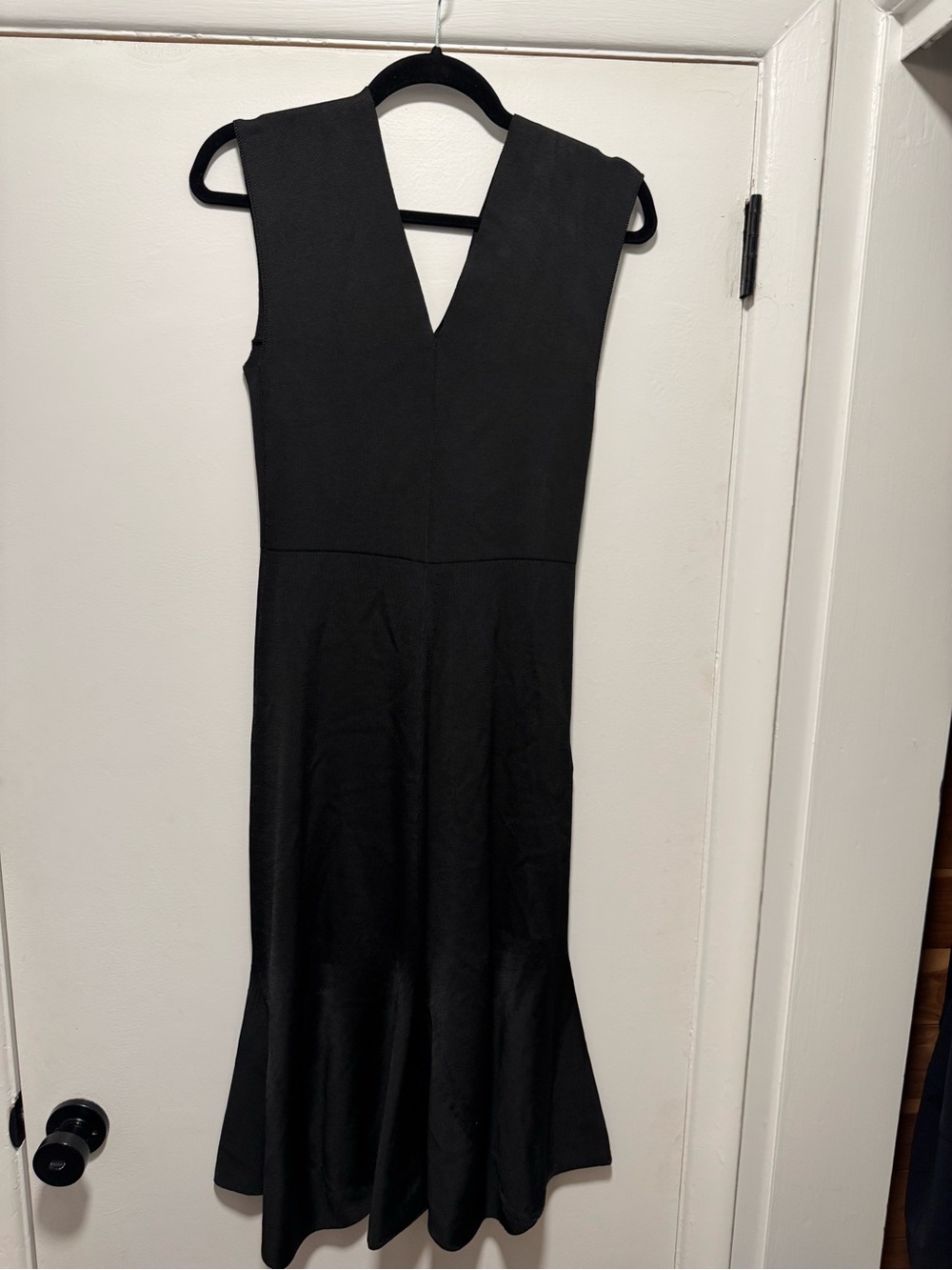 Victoria Beckham - Classic Black V-Neck Sleeveless Dress NWT